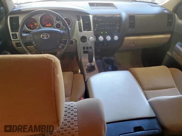 ✅ 2007 Toyota Tundra SR5 • VIN: 5TFSV54107X003301 • Лот: 59936425. Опубликован ранее на Copart с пробегом 172 052 миль. Бесплатный доступ к архиву аукционных продаж из США и подробный отчёт об истории автомобиля на DreamBid. Изображение 8.