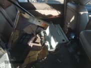 ✅ 2002 Acura RL • VIN: JH4KA96502C000240 • Лот: 43412706. Опубликован ранее на IAAI с пробегом Не указан. Бесплатный доступ к архиву аукционных продаж из США и подробный отчёт об истории автомобиля на DreamBid. Изображение 8.