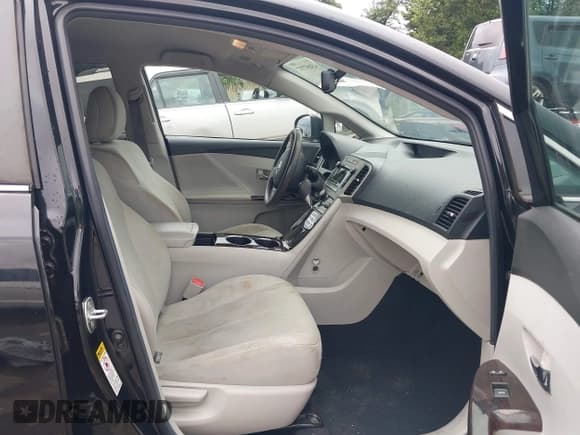 ✅ 2011 Toyota Venza • VIN: 4T3BA3BB9BU021420 • Лот: 43057737. Опубликован ранее на IAAI с пробегом 99 231 миль. Бесплатный доступ к архиву аукционных продаж из США и подробный отчёт об истории автомобиля на DreamBid. Изображение 5.