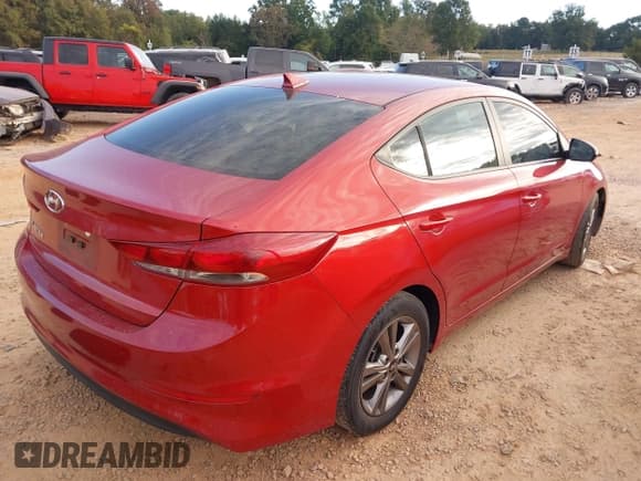 ✅ 2018 Hyundai Elantra SEL • VIN: 5NPD84LF2JH249745 • Lot: 43385820. Listed on IAAI with 68,372 mi. Free auction sales archive from the USA and detailed vehicle history report at DreamBid. Image 4.