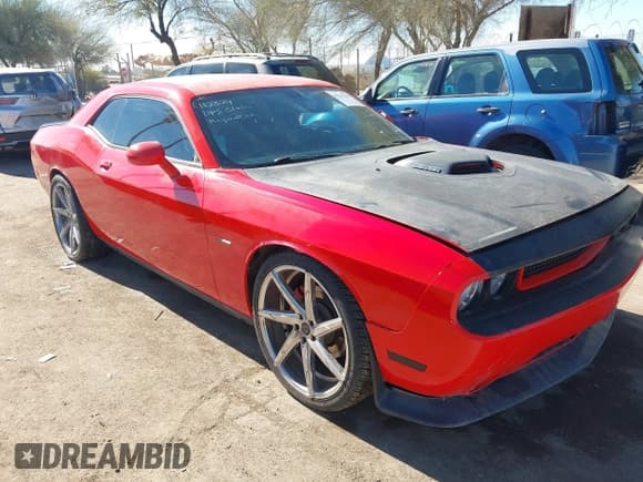✅ 2014 Dodge Challenger R/T 100th Anniversary Appearance • VIN: 2C3CDYBT9EH281780 • Lot: 41233362. Wystawiony na IAAI z przebiegiem 130 293 mil. Bezpłatny archiwum sprzedaży aukcyjnych z USA i szczegółowy raport historii pojazdu na DreamBid. Zdjęcie 1.