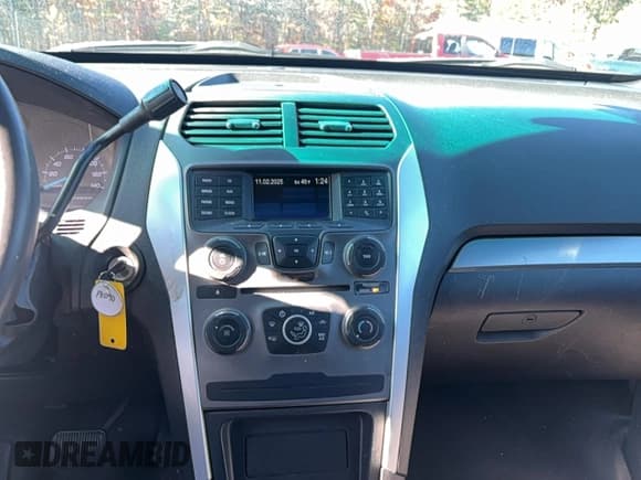 ✅ 2014 Ford Police Interceptor Utility • VIN: 1FM5K8AR0EGA60222 • Lot: 91508675. Listed on Copart with 102,714 mi. Free auction sales archive from the USA and detailed vehicle history report at DreamBid. Image 9.