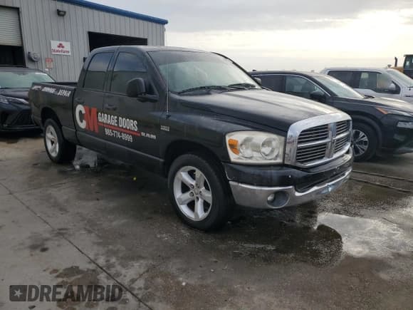 ✅ 2008 Dodge 1500 SLT • VIN: 1D7HA18228S597282 • Лот: 77688234. Опубликован ранее на Copart с пробегом 195 366 миль. Бесплатный доступ к архиву аукционных продаж из США и подробный отчёт об истории автомобиля на DreamBid. Изображение 4.