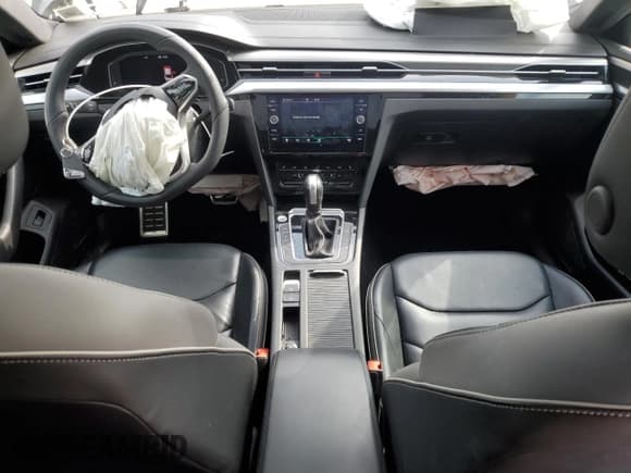 ✅ 2022 Volkswagen Arteon SEL R-Line • VIN: WVWAR7AN7NE010645 • Lot: 64037745. Listed on Copart with 40,156 mi. Free auction sales archive from the USA and detailed vehicle history report at DreamBid. Image 8.