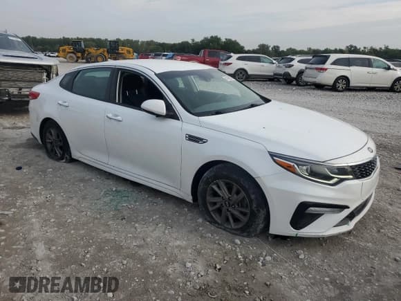 ✅ 2020 Kia Optima LX • VIN: 5XXGT4L34LG395046 • Lot: 81463235. Wystawiony na Copart z przebiegiem 89 390 mil. Bezpłatny archiwum sprzedaży aukcyjnych z USA i szczegółowy raport historii pojazdu na DreamBid. Zdjęcie 4.