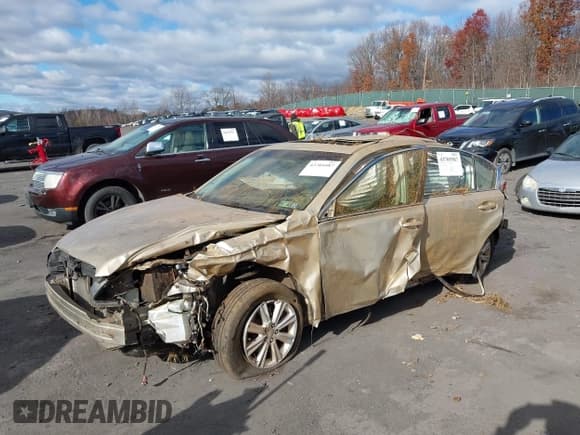 ✅ 2010 Subaru Legacy Premium All-Weather Anniversary • VIN: 4S3BMBG61A3220704 • Lot: 43705587. Wystawiony na IAAI z przebiegiem Nie podano. Bezpłatny archiwum sprzedaży aukcyjnych z USA i szczegółowy raport historii pojazdu na DreamBid. Zdjęcie 2.