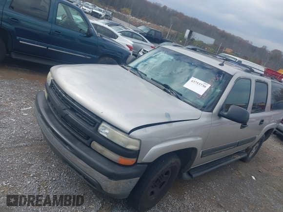 ✅ 2005 Chevrolet Suburban LT • VIN: 3GNEC16Z65G266657 • Lot: 43753730. Listed on IAAI with Not provided. Free auction sales archive from the USA and detailed vehicle history report at DreamBid. Image 2.