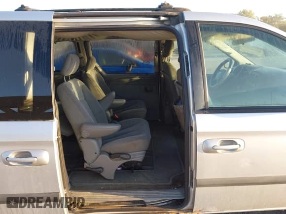 ✅ 2005 Dodge Caravan SXT • VIN: 1D4GP45R95B259254 • Лот: 43320777. Опубликован ранее на IAAI с пробегом 158 646 миль. Бесплатный доступ к архиву аукционных продаж из США и подробный отчёт об истории автомобиля на DreamBid. Изображение 8.