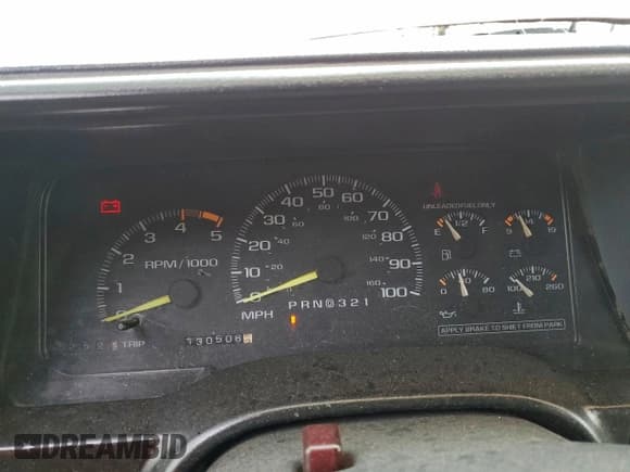 ✅ 1995 GMC Sierra 1500 • VIN: 2GTEC19K0S1563340 • Lot: 93938355. Wystawiony na Copart z przebiegiem 130 506 mil. Bezpłatny archiwum sprzedaży aukcyjnych z USA i szczegółowy raport historii pojazdu na DreamBid. Zdjęcie 9.