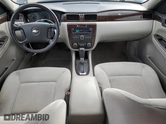 ✅ 2014 Chevrolet Impala LT • VIN: 2G1WB5E3XE1132594 • Лот: 71844564. Опубликован ранее на Copart с пробегом 99 399 миль. Бесплатный доступ к архиву аукционных продаж из США и подробный отчёт об истории автомобиля на DreamBid. Изображение 8.