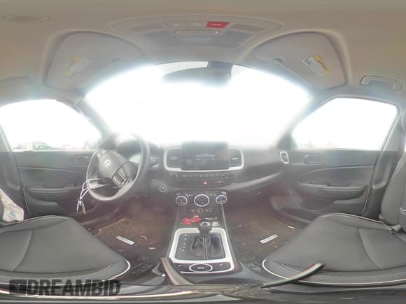 ✅ 2024 Hyundai Venue Limited • VIN: KMHRC8A35RU336797 • Lot: 42943775. Listed on Copart with 11,321 mi. Free auction sales archive from the USA and detailed vehicle history report at DreamBid. Image 13.