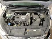 ✅ 2017 Hyundai Tucson Sport • VIN: KM8J3CA25HU506890 • Лот: 84954155. Опубликован ранее на Copart с пробегом 76 074 миль. Бесплатный доступ к архиву аукционных продаж из США и подробный отчёт об истории автомобиля на DreamBid. Изображение 16.