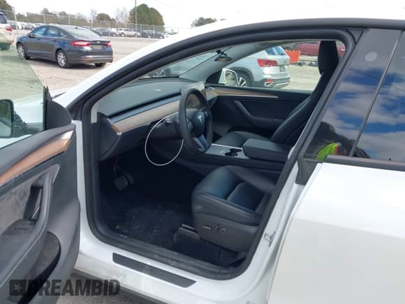 ✅ 2023 Tesla Model Y Long Range • VIN: 7SAYGDEE0PF768148 • Лот: 43656385. Опубликован ранее на IAAI с пробегом 44 126 миль. Бесплатный доступ к архиву аукционных продаж из США и подробный отчёт об истории автомобиля на DreamBid. Изображение 5.