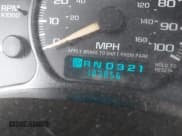 ✅ 2002 Chevrolet Silverado 2500HD LS • VIN: 1GCHK23U92F221216 • Лот: 42128319. Опубликован ранее на IAAI с пробегом 183 856 миль. Бесплатный доступ к архиву аукционных продаж из США и подробный отчёт об истории автомобиля на DreamBid. Изображение 15.