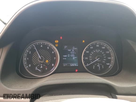 ✅ 2019 Hyundai Elantra SE • VIN: 5NPD74LF1KH451822 • Lot: 91448405. Listed on Copart with 52,879 mi. Free auction sales archive from the USA and detailed vehicle history report at DreamBid. Image 9.