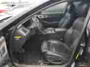 2015 Hyundai Genesis 3.8L с VIN KMHGN4JE8FU038493, выставлен на аукционе Copart как лот 68081404 с пробегом 132 951 миль миль и Списание • Salvage title. История ставок и продаж доступна на DreamBid. Изображение 7.