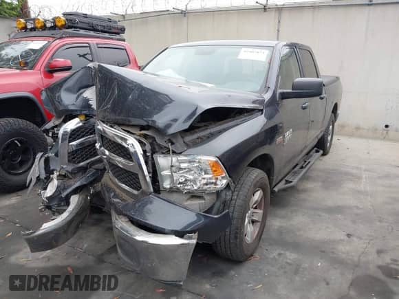 2019 Ram 1500 Big Horn z VIN 1C6RR6TT8KS730615, wystawiony jako IAAI lot #42407873 z przebiegiem 90 891 mil mil oraz . Historia ofert i sprzedaży dostępna na DreamBid. Obrazek 2.