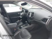 ✅ 2020 Jeep Cherokee Limited • VIN: 1C4PJMDX2LD587857 • Лот: 42849826. Опубликован ранее на IAAI с пробегом 43 546 миль. Бесплатный доступ к архиву аукционных продаж из США и подробный отчёт об истории автомобиля на DreamBid. Изображение 5.