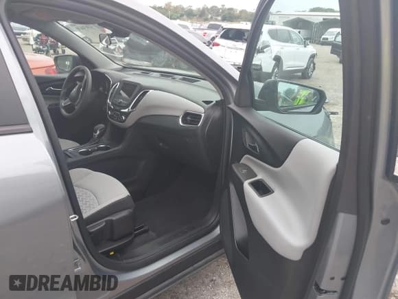 ✅ 2023 Chevrolet Equinox LS • VIN: 3GNAXHEG4PL223991 • Lot: 43634630. Listed on IAAI with 33,777 mi. Free auction sales archive from the USA and detailed vehicle history report at DreamBid. Image 5.