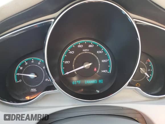 2011 Chevrolet Malibu 1LS z VIN 1G1ZB5E15BF323713, wystawiony jako Copart lot #69056474 z przebiegiem 144 483 mil mil oraz Szkoda całkowita • Salvage title. Historia ofert i sprzedaży dostępna na DreamBid. Obrazek 9.