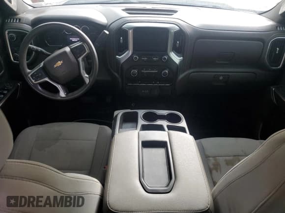 ✅ 2020 Chevrolet Silverado 1500 LT • VIN: 1GCRWCED0LZ137409 • Lot: 80809185. Listed on Copart with 128,672 mi. Free auction sales archive from the USA and detailed vehicle history report at DreamBid. Image 8.