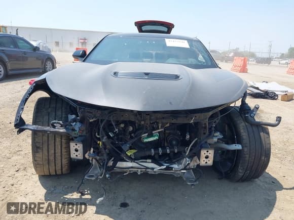 ✅ 2019 Chevrolet Camaro 2SS • VIN: 1G1FG1R71K0157656 • Lot: 42453541. Listed on IAAI with Not provided. Free auction sales archive from the USA and detailed vehicle history report at DreamBid. Image 13.