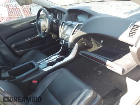 ✅ 2016 Acura TLX Technology • VIN: 19UUB2F5XGA010843 • Lot: 43379657. Listed on IAAI with Not provided. Free auction sales archive from the USA and detailed vehicle history report at DreamBid. Image 5.