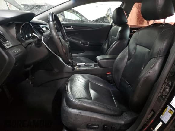 ✅ 2013 Hyundai Sonata Limited • VIN: 5NPEC4AC5DH669757 • Lot: 91579875. Listed on Copart with 180,032 mi. Free auction sales archive from the USA and detailed vehicle history report at DreamBid. Image 7.