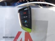 ✅ 2022 BMW 3 Series 330e • VIN: 3MW5P7J07N8C55523 • Lot: 43663590. Wystawiony na IAAI z przebiegiem 29 397 mil. Bezpłatny archiwum sprzedaży aukcyjnych z USA i szczegółowy raport historii pojazdu na DreamBid. Zdjęcie 11.