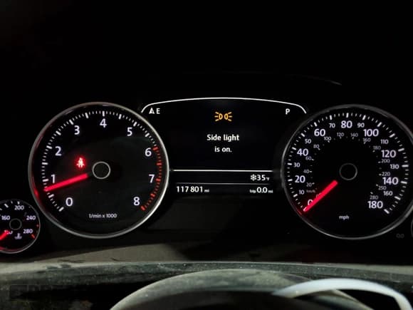 ✅ 2017 Volkswagen Touareg Wolfsburg Edition • VIN: WVGRF7BPXHD003559 • Lot: 41532925. Listed on Copart with 117,801 mi. Free auction sales archive from the USA and detailed vehicle history report at DreamBid. Image 9.