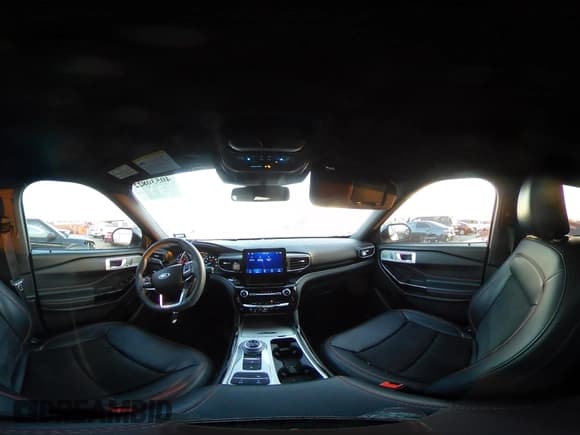 ✅ 2023 Ford Explorer ST-Line • VIN: 1FMSK7KH0PGA48562 • Lot: 40530822. Wystawiony na IAAI z przebiegiem 30 962 mil. Bezpłatny archiwum sprzedaży aukcyjnych z USA i szczegółowy raport historii pojazdu na DreamBid. Zdjęcie 18.