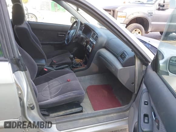 ✅ 2003 Subaru Legacy L • VIN: 4S3BE635136215327 • Лот: 43178570. Опубликован ранее на IAAI с пробегом 201 028 миль. Бесплатный доступ к архиву аукционных продаж из США и подробный отчёт об истории автомобиля на DreamBid. Изображение 5.