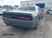 ✅ 2017 Dodge Challenger R/T Plus • VIN: 2C3CDZBT8HH555531 • Лот: 42175954. Опубликован ранее на IAAI с пробегом 152 089 миль. Бесплатный доступ к архиву аукционных продаж из США и подробный отчёт об истории автомобиля на DreamBid. Изображение 4.