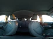 ✅ 2024 Toyota RAV4 Hybrid XLE • VIN: JTMRWRFV3RJ058950 • Lot: 43411788. Wystawiony na IAAI z przebiegiem 35 587 mil. Bezpłatny archiwum sprzedaży aukcyjnych z USA i szczegółowy raport historii pojazdu na DreamBid. Zdjęcie 18.