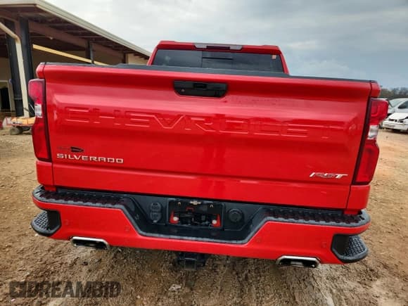 ✅ 2021 Chevrolet Silverado 1500 RST • VIN: 1GCUYEED2MZ243684 • Лот: 93792215. Опубликован ранее на Copart с пробегом 72 215 миль. Бесплатный доступ к архиву аукционных продаж из США и подробный отчёт об истории автомобиля на DreamBid. Изображение 6.