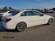 ✅ 2017 Mercedes-Benz C 300 • VIN: 55SWF4JB1HU224731 • Lot: 95322645. Wystawiony na Copart z przebiegiem 101 627 mil. Bezpłatny archiwum sprzedaży aukcyjnych z USA i szczegółowy raport historii pojazdu na DreamBid. Zdjęcie 3.
