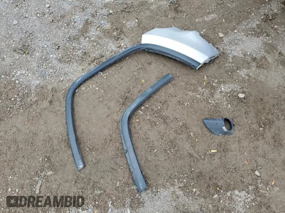 ✅ 2011 Jeep Grand Cherokee 70th Anniversary • VIN: 1J4RR4GG1BC675987 • Lot: 82502565. Listed on Copart with 191,598 mi. Free auction sales archive from the USA and detailed vehicle history report at DreamBid. Image 13.