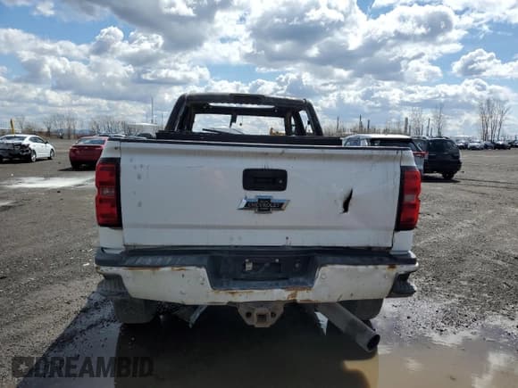 ✅ 2015 Chevrolet Silverado 2500HD LTZ • VIN: 1GC1KWE84FF619786 • Lot: 50848154. Listed on Copart with Not provided. Free auction sales archive from the USA and detailed vehicle history report at DreamBid. Image 6.