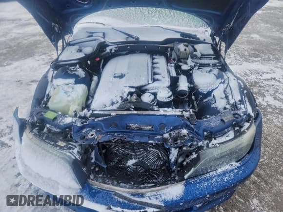 ✅ 2000 BMW Z3 2.5 • VIN: 4USCH9347YLG03205 • Лот: 94630905. Опубликован ранее на Copart с пробегом 88 842 миль. Бесплатный доступ к архиву аукционных продаж из США и подробный отчёт об истории автомобиля на DreamBid. Изображение 11.