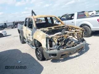 2014 Chevrolet Silverado 1500 LT z VIN 1GCRCREH0EZ412746, wystawiony jako IAAI lot #42366106 z przebiegiem Nie podano mil oraz . Historia ofert i sprzedaży dostępna na DreamBid. Obrazek 1.