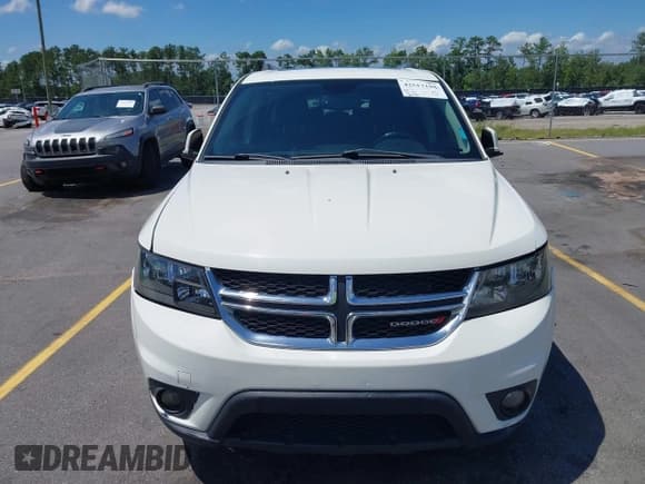 ✅ 2017 Dodge Journey Crossroad Plus • VIN: 3C4PDCGB5HT613192 • Лот: 42517198. Опубликован ранее на IAAI с пробегом 120 746 миль. Бесплатный доступ к архиву аукционных продаж из США и подробный отчёт об истории автомобиля на DreamBid. Изображение 12.