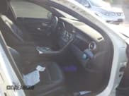 ✅ 2019 Mercedes-Benz C 300 • VIN: 55SWF8EB9KU296768 • Lot: 42137749. Wystawiony na IAAI z przebiegiem Nie podano. Bezpłatny archiwum sprzedaży aukcyjnych z USA i szczegółowy raport historii pojazdu na DreamBid. Zdjęcie 5.