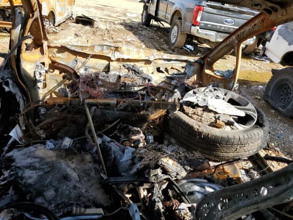 ✅ 2020 Chevrolet Bolt EV LT • VIN: 1G1FY6S03L4149155 • Lot: 47466035. Wystawiony na Copart z przebiegiem Nie podano. Bezpłatny archiwum sprzedaży aukcyjnych z USA i szczegółowy raport historii pojazdu na DreamBid. Zdjęcie 8.