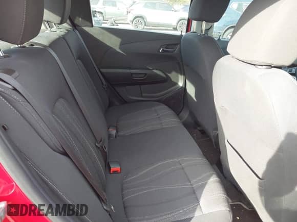 ✅ 2015 Chevrolet Sonic LT • VIN: 1G1JC6SG0F4210584 • Лот: 43583360. Размещён на IAAI с пробегом 156 075 миль миль. Получите бесплатный доступ к архиву аукционных продаж из США и посмотрите подробный отчёт об истории автомобиля на DreamBid. Изображение 8.