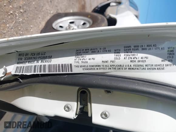 ✅ 2023 Ram 1500 Tradesman • VIN: 3C6RR7KG1PG668158 • Lot: 43148787. Wystawiony na IAAI z przebiegiem 12 115 mil. Bezpłatny archiwum sprzedaży aukcyjnych z USA i szczegółowy raport historii pojazdu na DreamBid. Zdjęcie 9.