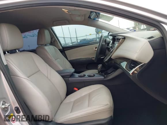 ✅ 2014 Toyota Avalon Limited • VIN: 4T1BK1EB2EU079380 • Lot: 42115889. Listed on IAAI with 165,059 mi. Free auction sales archive from the USA and detailed vehicle history report at DreamBid. Image 5.