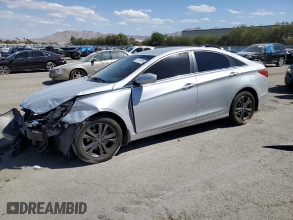 ✅ 2011 Hyundai Sonata GLS • VIN: 5NPEB4ACXBH208070 • Lot: 71791774. Listed on Copart with 165,818 mi. Free auction sales archive from the USA and detailed vehicle history report at DreamBid. Image 1.