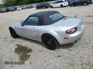 ✅ 2007 Mazda MX-5 Miata Grand Touring • VIN: JM1NC25F170135553 • Лот: 70225064. Опубликован ранее на Copart с пробегом 180 817 миль. Бесплатный доступ к архиву аукционных продаж из США и подробный отчёт об истории автомобиля на DreamBid. Изображение 2.