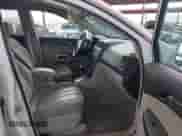 ✅ 2008 Saturn VUE XR • VIN: 3GSDL63708S598684 • Lot: 43013942. Wystawiony na IAAI z przebiegiem 70 397 mil. Bezpłatny archiwum sprzedaży aukcyjnych z USA i szczegółowy raport historii pojazdu na DreamBid. Zdjęcie 5.