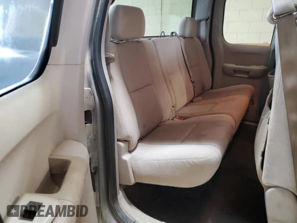 ✅ 2009 Chevrolet Silverado 2500HD LT • VIN: 1GCHK59K59E138762 • Лот: 85132365. Опубликован ранее на Copart с пробегом 319 356 миль. Бесплатный доступ к архиву аукционных продаж из США и подробный отчёт об истории автомобиля на DreamBid. Изображение 10.